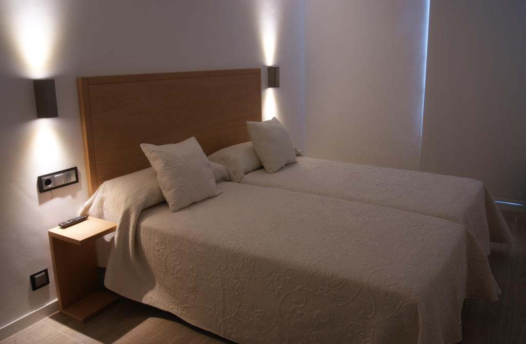 Hotel Eh Piedra Y Luz Hinojosa del Duque Δωμάτιο φωτογραφία
